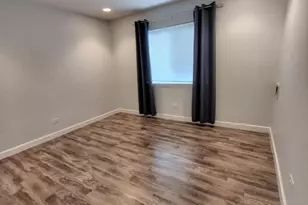 2227 W Nichols Rd, Arlington Heights, IL 60004 - Photo 15