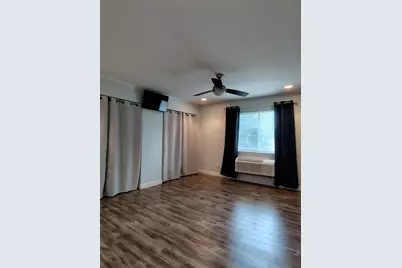2227 W Nichols Road #E, Arlington Heights, IL 60004 - Photo 13