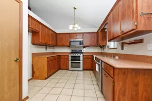 6253 Michael Ln, Matteson, IL 60443 - Photo 11