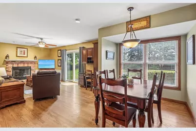 620 Waterford Drive, Lake Zurich, IL 60047 - Photo 7