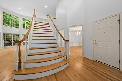 1717 Marquette Court, Lake Forest, IL 60045 - Photo 3