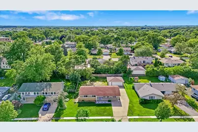 1420 Cooper Road, Hoffman Estates, IL 60169 - Photo 9