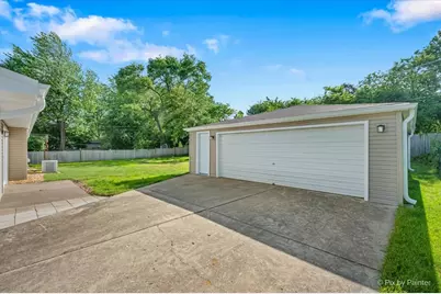 1420 Cooper Road, Hoffman Estates, IL 60169 - Photo 11