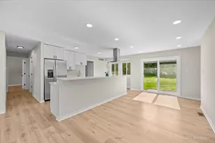 1420 Cooper Rd, Hoffman Estates, IL 60169 - Photo 15
