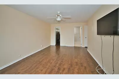 7601 Lincoln Avenue #502, Skokie, IL 60077 - Photo 27