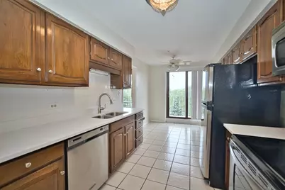 7601 Lincoln Avenue #502, Skokie, IL 60077 - Photo 7