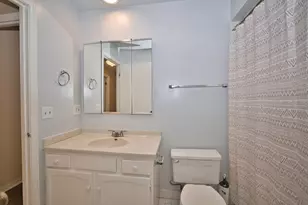 7601 Lincoln Ave, Skokie, IL 60077 - Photo 21