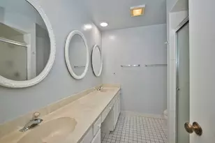 7601 Lincoln Ave, Skokie, IL 60077 - Photo 29