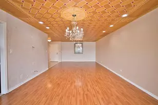 7601 Lincoln Ave, Skokie, IL 60077 - Photo 5