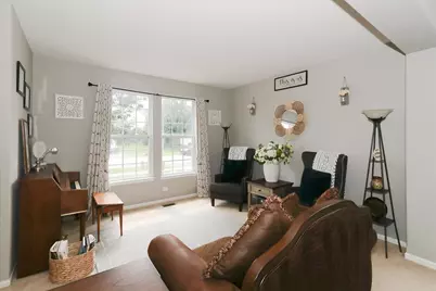 3112 Thunderbird Court W, Aurora, IL 60503 - Photo 5