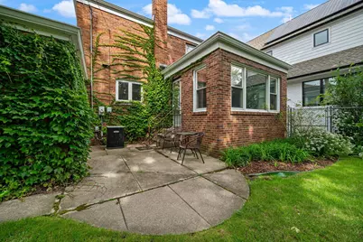2907 W Bryn Mawr Avenue, Chicago, IL 60659 - Photo 21