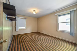2907 W Bryn Mawr Ave, Chicago, IL 60659 - Photo 15