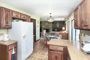 988 Tiverton Ct, Schaumburg, IL 60193 - Photo 11