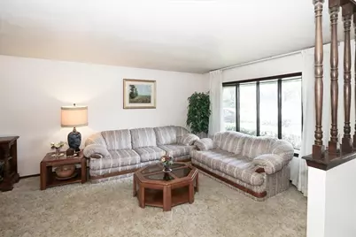 988 Tiverton Court, Schaumburg, IL 60193 - Photo 5