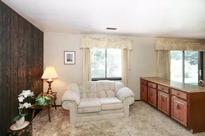 988 Tiverton Court, Schaumburg, IL 60193 - Photo 15