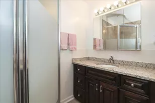 988 Tiverton Ct, Schaumburg, IL 60193 - Photo 23