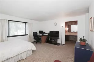 988 Tiverton Ct, Schaumburg, IL 60193 - Photo 21