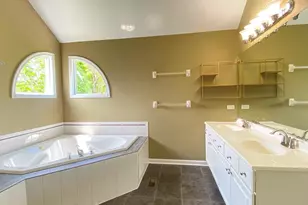 720 Kendridge Ct, Aurora, IL 60502 - Photo 31