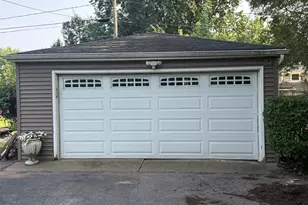 29W313 Ray Ave, West Chicago, IL 60185 - Photo 9