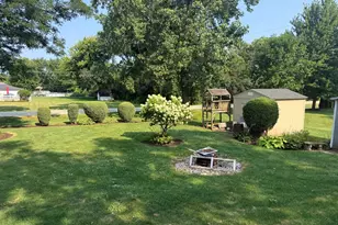 29W313 Ray Ave, West Chicago, IL 60185 - Photo 7