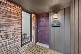1871 Mission Hills Ln, Northbrook, IL 60062 - Photo 3