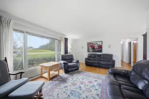 608 E Camp McDonald Rd, Prospect Heights, IL 60070 - Photo 9