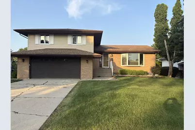 4602 Magnolia Drive, Rolling Meadows, IL 60008 - Photo 1
