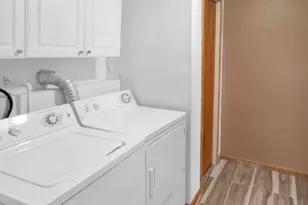 143 Monarch Dr, Streamwood, IL 60107 - Photo 11