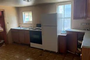 209 Sherman Pl, Waukegan, IL 60085 - Photo 7