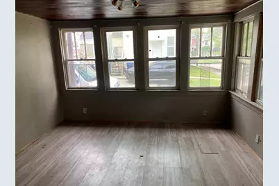 209 Sherman Place, Waukegan, IL 60085 - Photo 5