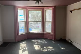 209 Sherman Pl, Waukegan, IL 60085 - Photo 9