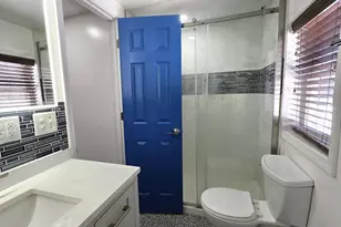 6N221 Virginia Rd, Roselle, IL 60172 - Photo 9