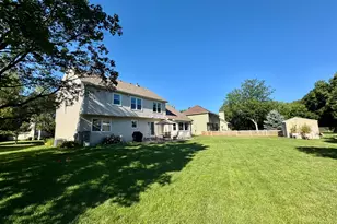 802 Arrowwood Dr, Oswego, IL 60543 - Photo 53