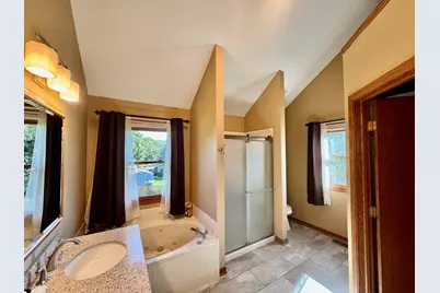 802 Arrowwood Drive, Oswego, IL 60543 - Photo 35