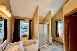 802 Arrowwood Dr, Oswego, IL 60543 - Photo 35