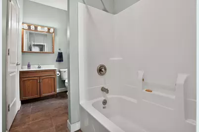 224 Charles Street, Sycamore, IL 60178 - Photo 15