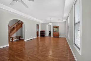 224 Charles St, Sycamore, IL 60178 - Photo 9
