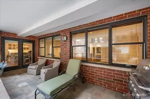 190 E Walton Pl, Chicago, IL 60611 - Photo 39
