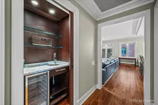 190 E Walton Pl, Chicago, IL 60611 - Photo 27