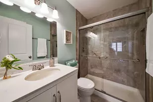 21W621 Buckingham Rd, Glen Ellyn, IL 60137 - Photo 19
