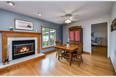 21W621 Buckingham Road, Glen Ellyn, IL 60137 - Photo 11