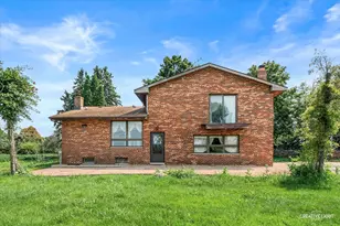 17535 Scott Rd, Hinckley, IL 60520 - Photo 5