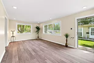 323 Shawnee St, Park Forest, IL 60466 - Photo 7