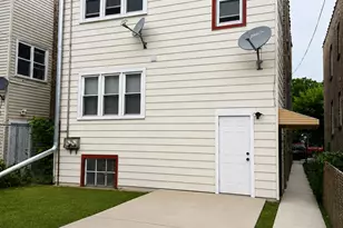 4925 W Henderson St, Chicago, IL 60641 - Photo 9