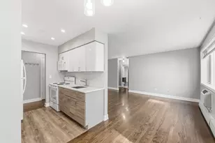 426 W Barry Ave, Chicago, IL 60657 - Photo 7
