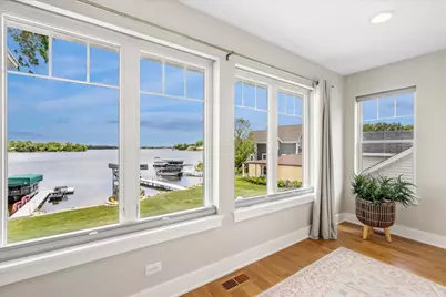 225 Edgewater Drive, Crystal Lake, IL 60014 - Photo 21