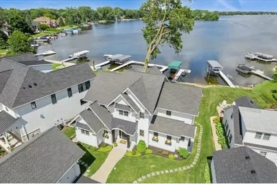 225 Edgewater Drive, Crystal Lake, IL 60014 - Photo 1