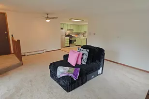 2713 Northcreek Dr, Woodridge, IL 60517 - Photo 7