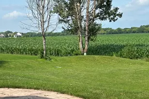 1910 Parkside Dr, Sycamore, IL 60178 - Photo 29