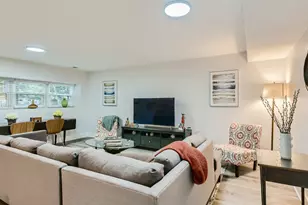 1351 W Balmoral Ave, Chicago, IL 60640 - Photo 7